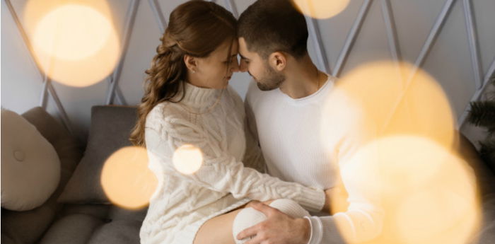6 Posisi bercinta dengan pasangan untuk malam natal yang panas membara!