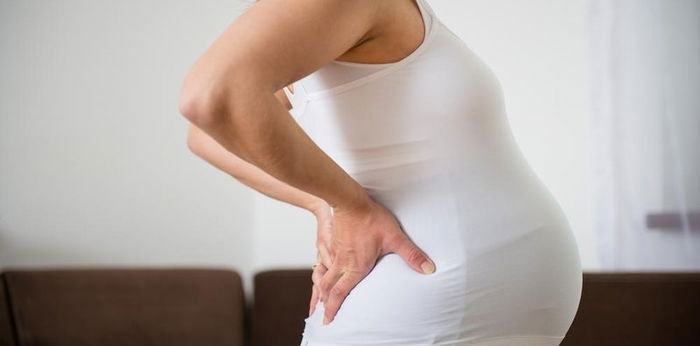 7 Bahaya jika ibu hamil terlalu lama berdiri, salah satunya picu persalinan prematur!