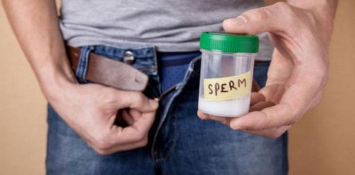 Benarkah Berenang Bisa Sebabkan Hamil? Begini Masa Hidup Sperma yang Perlu Diketahui