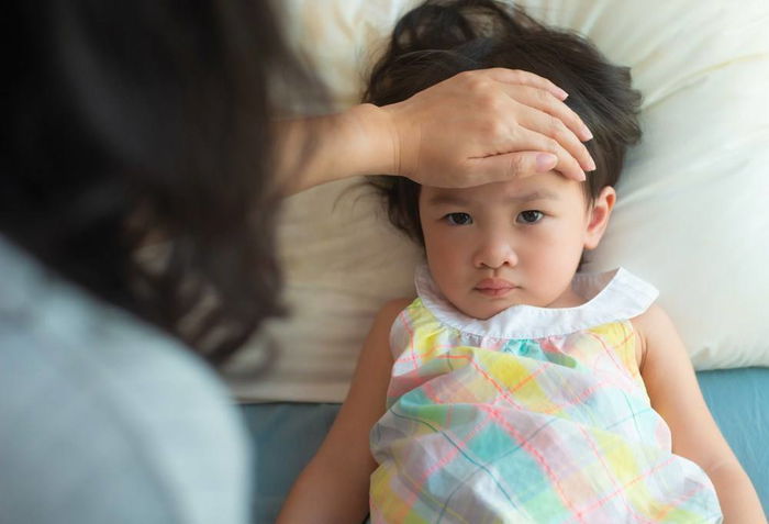 Kenali Jenis-Jenis Batuk dan Demam pada Anak, serta Pahami Penyebabnya