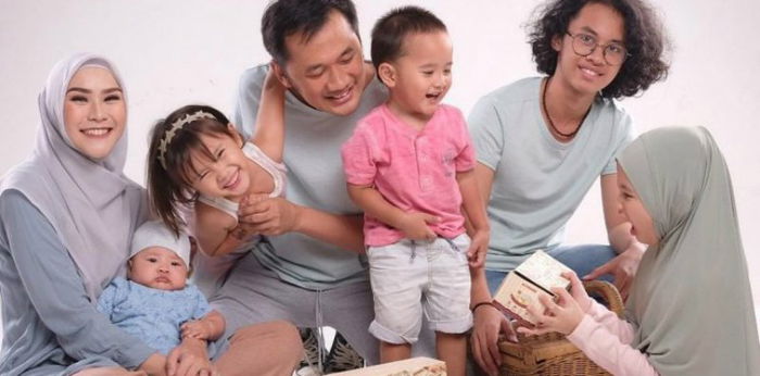 Sukses latih anak berpuasa sejak dini, Zaskia Mecca; "Terharu banget"