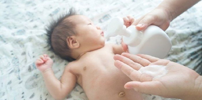 Ini Pentingnya Menggunakan Produk Dermatologist untuk Kulit Bayi