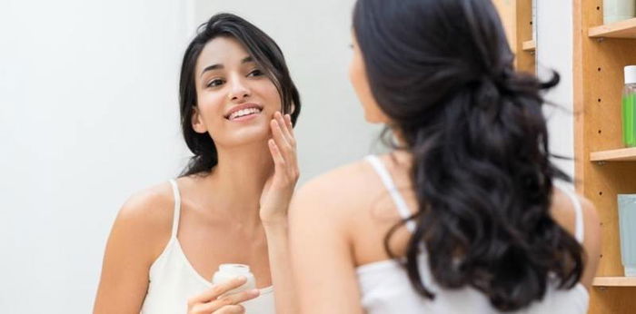 Cegah tanda penuaan, amankah krim anti aging dipakai ibu hamil?