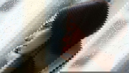 Maladaptive daydreaming