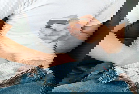 Suami Suka Masturbasi? Segera Atasi dengan 10 Cara Ini