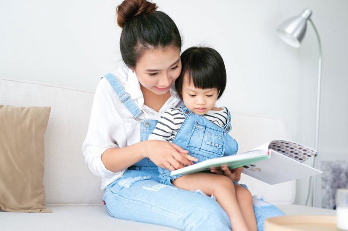 Mengembangkan Kreativitas Anak Usia Dini Lewat Kegiatan Membaca Dongeng