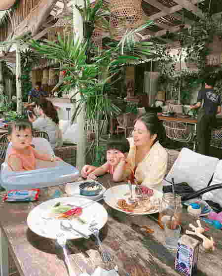 Tips staycation nyaman ala Putri Titian