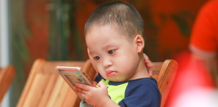 Manfaat dan Tips Aman Nonton YouTube untuk Anak yang Mesti Parents Ketahui