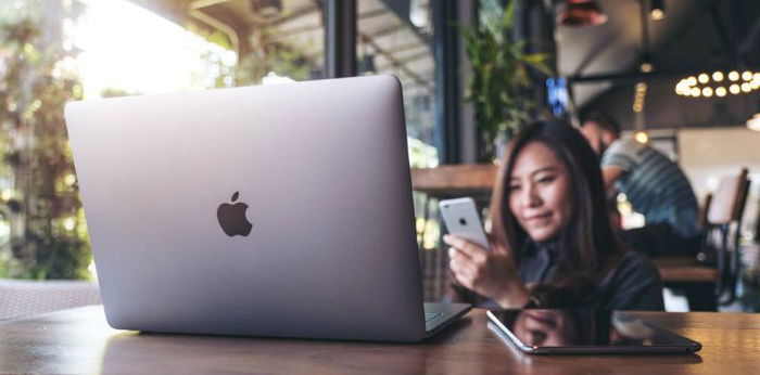 Apple Resmi Luncurkan iPhone Seri 12, Ini Spesifikasi dan Harganya!