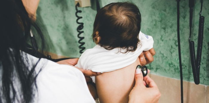 Beragam Gejala, Penyebab, dan Pengobatan Penyakit Malnutrisi yang Mengintai Buah Hati