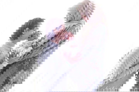 anak Roger Danuarta dan Cut Meyriska.