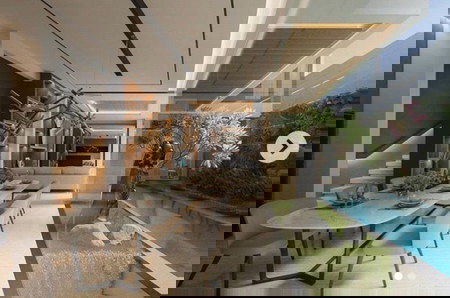 Bernuansa Tropical, Anak Roger Danuarta Sudah Dibelikan Rumah Mewah dan Minimalis