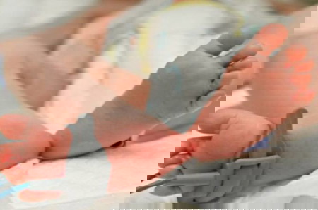 ibu muda melahirkan di tanggal cantik