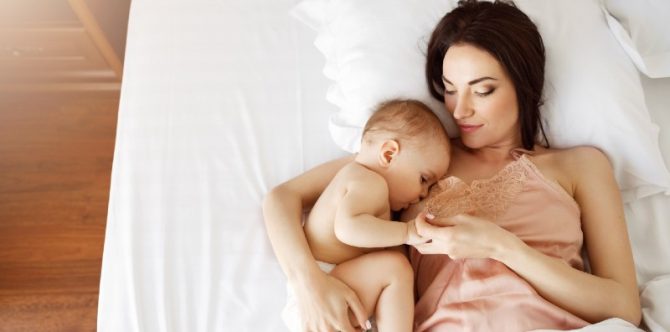 7 Tips Mengatasi Bayi yang Sulit Menyusu karena Flu dan Hidung Tersumbat