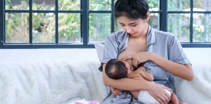 10 Tips Menyusui Bayi bagi Bunda yang Mengalami Puting Datar