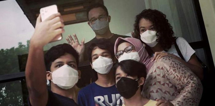 Anies Dijenguk Keluarga, Sang Istri: "Kami Ingin Hadir untuk Abah"