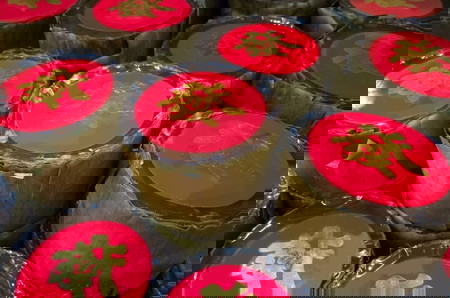 ibu hamil makan kue keranjang