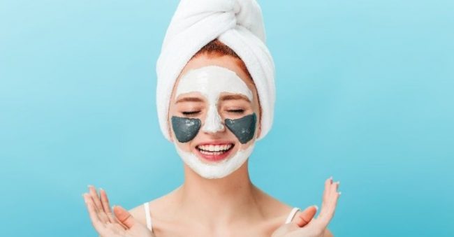 7 Cara Pakai Masker Wajah agar Bekerja Lebih Maksimal
