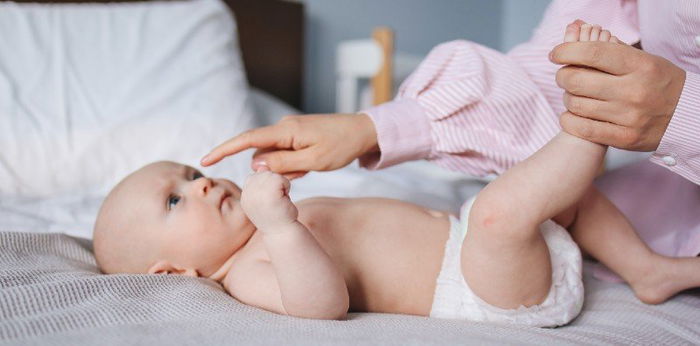 Urine Bayi Bau Menyengat? Inilah 3 Penyebabnya yang Perlu Diwaspadai