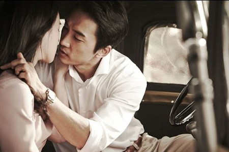 10 Film Hot untuk Ditonton Bersama Pasangan Malam Ini