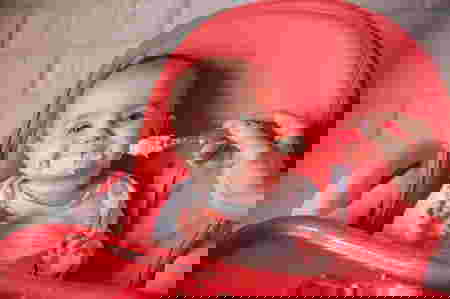 Cara Memantau Pertumbuhan Berat Badan Bayi Ideal Sesuai Usianya