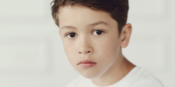 20 Ciri-ciri Anak Autisme dari Ringan hingga Berat Sesuai Usia