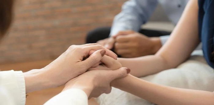 7 Upaya Memulihkan Rasa Duka Setelah Stillbirth, Jangan Ragu Melakukannya!