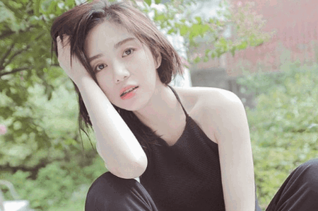 kwon mina mencoba bunuh diri