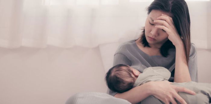 Alami Baby Blues hingga Konflik Keluarga, Inilah Perjuanganku Sebagai Ibu!