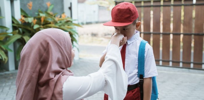 8 Hadis Menuntut Ilmu, Ajarkan Juga kepada Buah Hati Parents