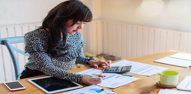 4 Perencanaan Keuangan Khusus untuk Perempuan, Bunda Perlu Tahu!