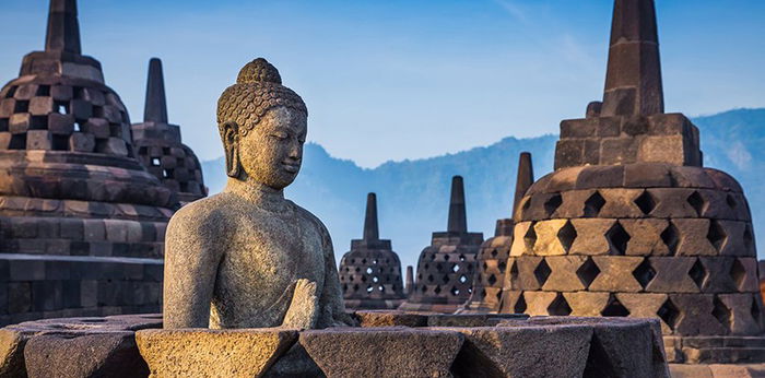 8 Fakta Candi Borobudur, Candi Buddha Terbesar di Dunia!
