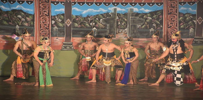 Sekelumit Sejarah Wayang Orang, Seni Khas Jawa Tengah yang Bertempur Melawan Zaman