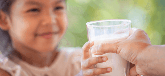 Berani Berikan Susu pada Anak Intoleransi Laktosa, Ini Manfaatnya!