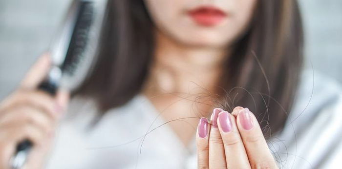 17 Arti Mimpi Rambut Rontok, Pertanda Baik atau Buruk?