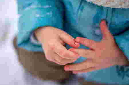 Tanda bayi kedinginan