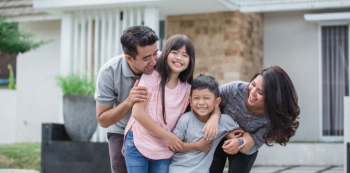 Hindari Jadi Tamu Nyebelin, Ini 12 Norma Kesopanan yang Harus Diajarkan kepada Anak