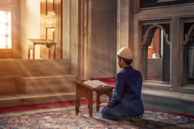 Bagaimana Cara Mencapai Husnul Khotimah?