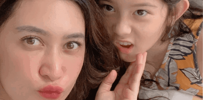 Nafa Urbach Batal Ketemu Anak karena Positif Covid, Ini 7 Foto Kebersamaan Mereka