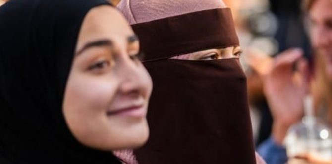 Taliban Bicara soal Hak Perempuan di Afghanistan, Bagaimana Reaksi Masyarakat?