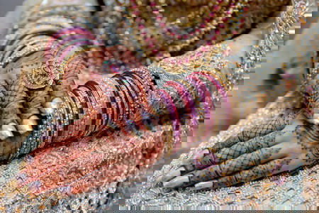 Sejarah, Filosofi dan Makna Pemakaian Henna Pengantin di Hari Pernikahan
