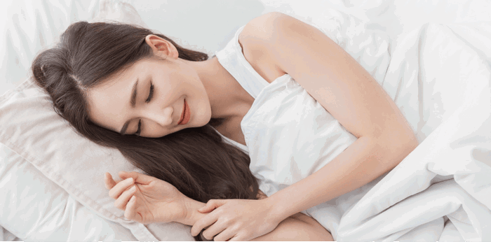 8 Bahaya Kebiasaan Tidur saat Rambut Masih Basah, Yuk Cek di Sini!