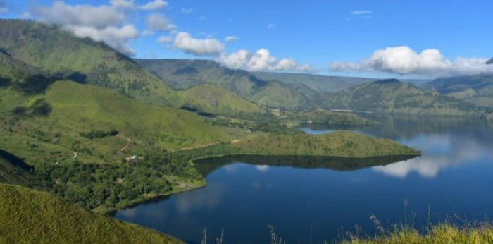 7 Fakta Pulau Samosir dan Danau Toba, Pesona Alam dan Budayanya yang Memukau!