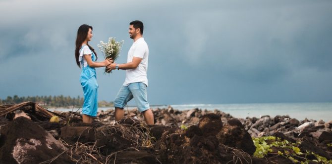 Jarang Bucin, 7 Zodiak Ini Lebih Sering Beruntung dalam Cinta