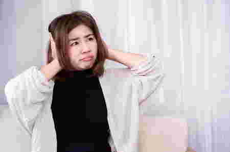 Berikut ini beragam arti telinga berdenging menurut primbon Jawa dan penjelasannya dari sisi kesehatan atau medis. Baca lengkap di sini, ya!