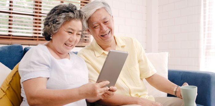 Menyiapkan Ibu Menjadi Eyang Digital