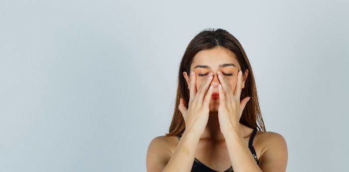 Benarkah Sering Mimisan Bisa Jadi Tanda Darah Tinggi? Simak Penjelasan Ini