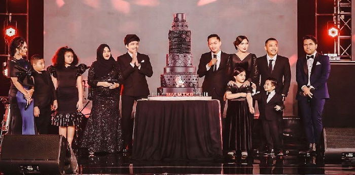7 Hadiah Ulang Tahun Atta Halilintar, Mobil Alphard hingga Iklan di New York