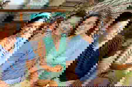 shandy aulia rayakan anniversary