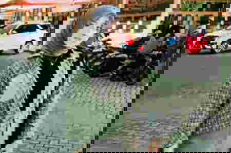 Viral Mahasiswi Cantik Jadi Kuli Angkut Semen untuk Bantu Keluarga, Berikut Kisahnya